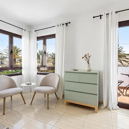 Casa González-1 *